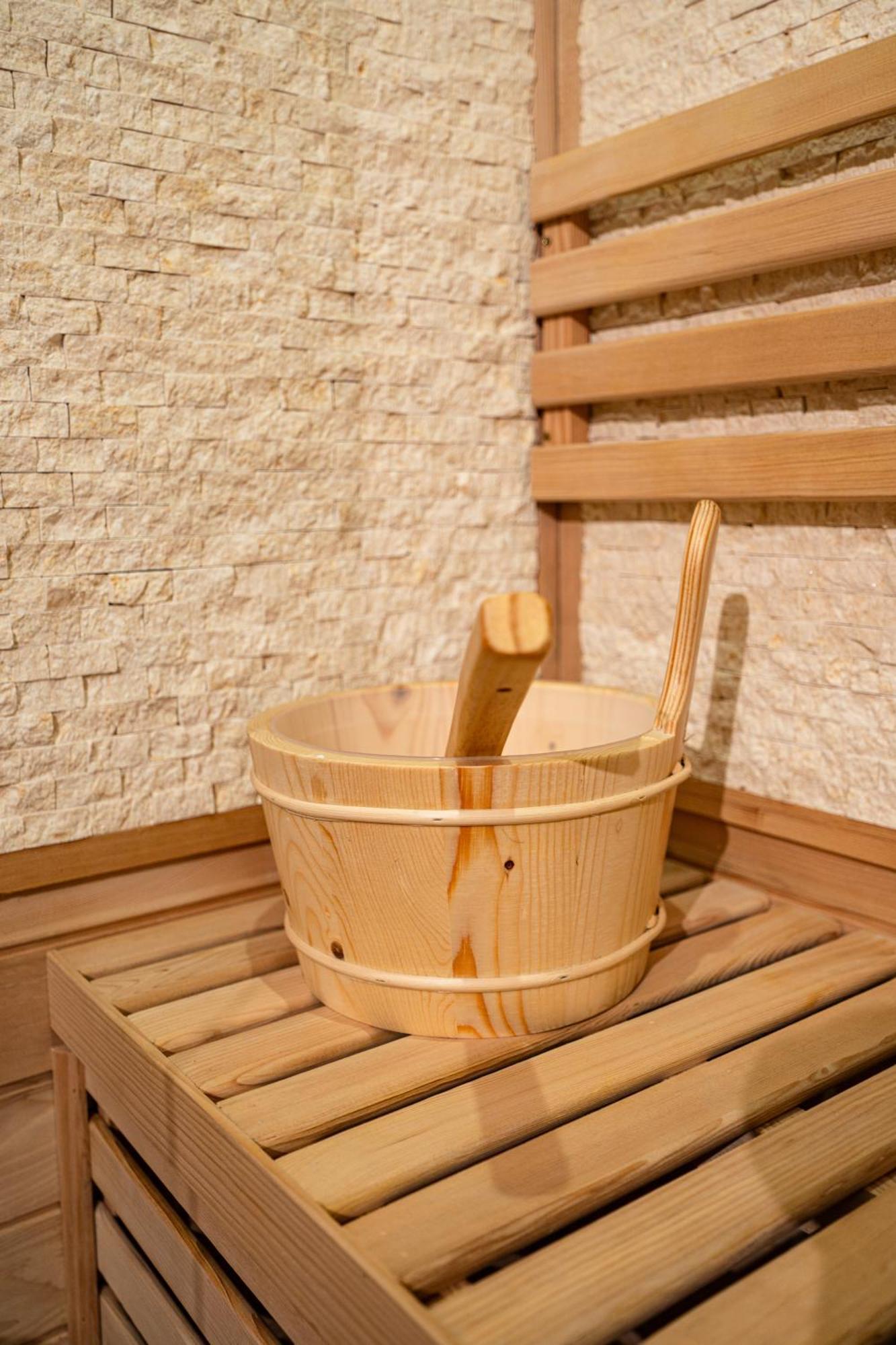 Moderne T2 Centre Sauna Wifi Home Office Netflix Strasbourg Kültér fotó